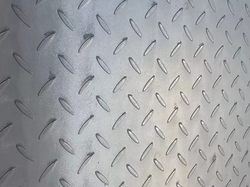 Πώς το Diamond Plate βελτιώνει την ασφάλεια και την αντοχή σε βιομηχανικές εφαρμογές;